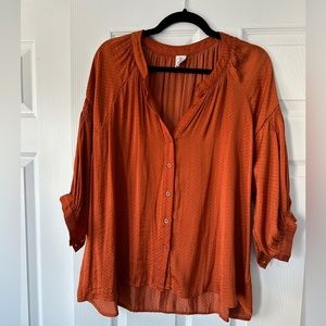 Burnt orange blouse — M